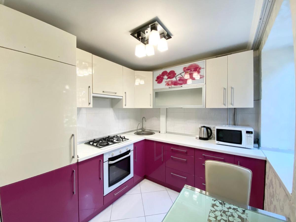 Beautiful 1-Bedroom Near Most City Center Ντνιπροπετρόφσκ Εξωτερικό φωτογραφία